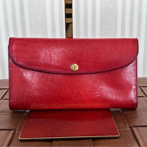 Coach Handbags - Vintage Coach Red Leather Combination Wallet Checkbook *Rare* Item
